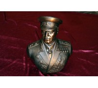 Парадный бюст маршала Жукова